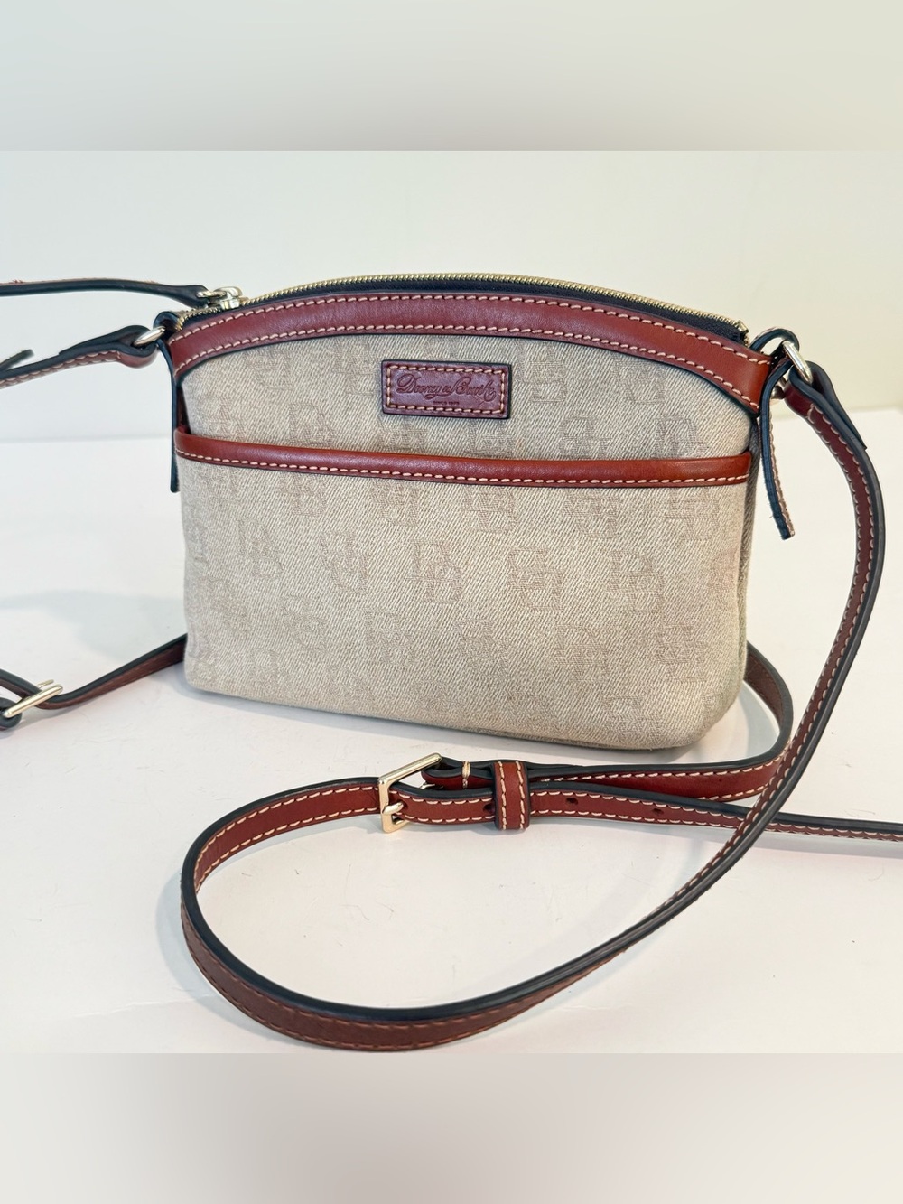 Vintage Dooney & Bourke Leather Canvas Beige Cream Crossbody Purse Monogram